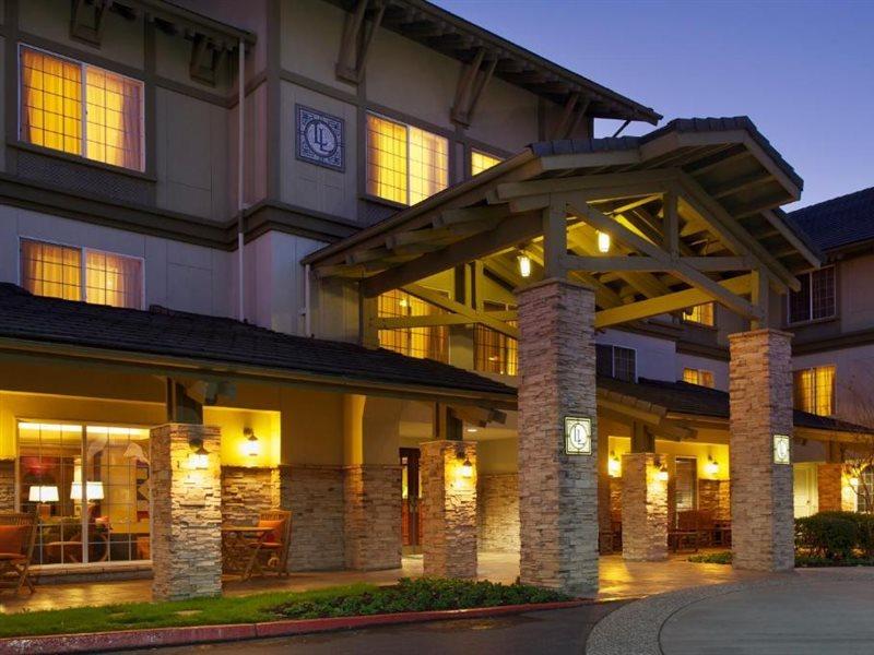 Hotel Larkspur Landing Extended