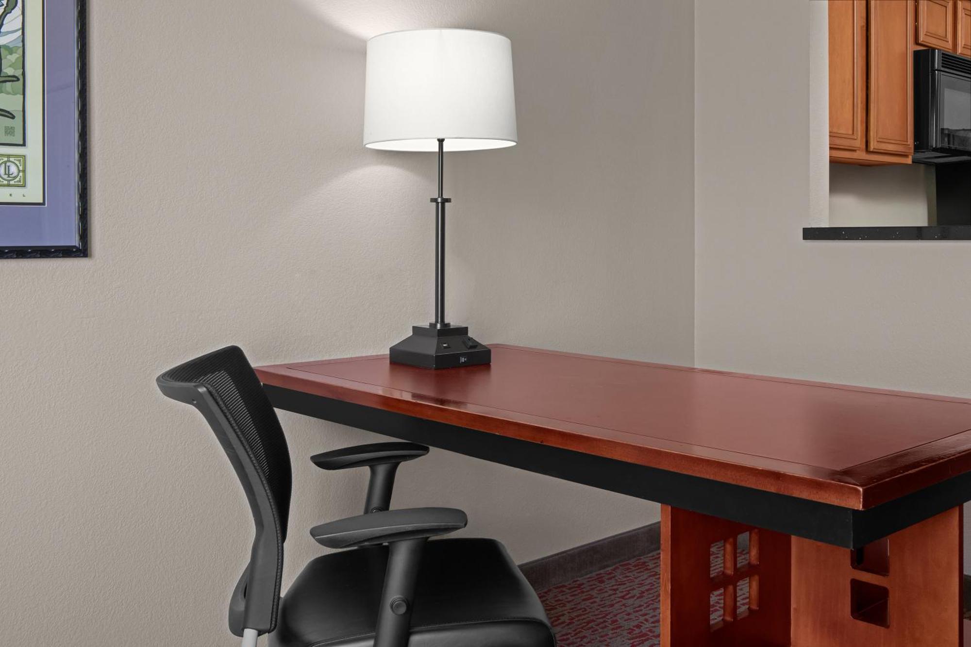 Larkspur Landing Extended 3* Campbell